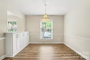 6617 Bunker Hill Cir, Charlotte, NC 28210 - Photo 5