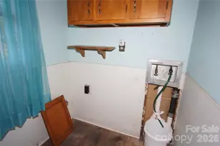 1129 McLaughlin Dr, Charlotte, NC 28212 - Photo 15