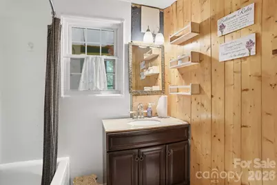 1815 Hemlock Avenue, Gastonia, NC 28054 - Photo 15