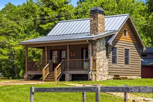 4862 Pinnacle Mountain Rd, Zirconia, NC 28790 - Photo 11