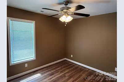 919 N Flint Street, Lincolnton, NC 28092 - Photo 5