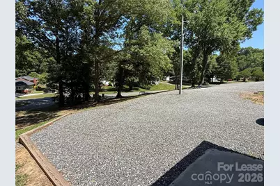 919 N Flint Street, Lincolnton, NC 28092 - Photo 11