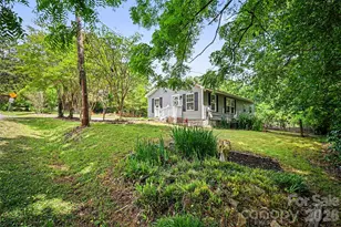 313 Oakland Ave, Belmont, NC 28012 - Photo 5