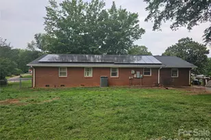 3025 Hazel Dr, Shelby, NC 28152 - Photo 17