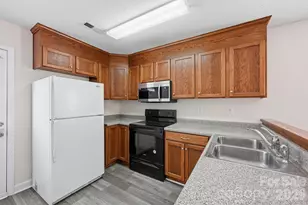 915 Barracuda Ave, Statesville, NC 28677 - Photo 7