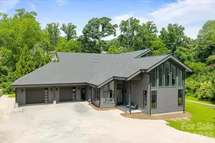3304 Mar Vista Cir, Charlotte, NC 28209 - Photo 3
