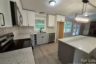 390 Low Water Bridge Rd, Troy, NC 27371 - Photo 9