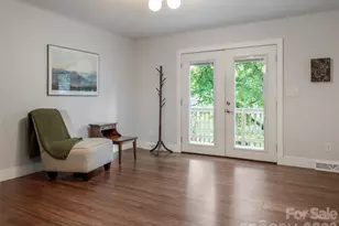 70 Michigan Ave, Asheville, NC 28806 - Photo 7
