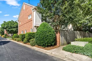 2538 Dilworth Heights Ln, Charlotte, NC 28209 - Photo 33