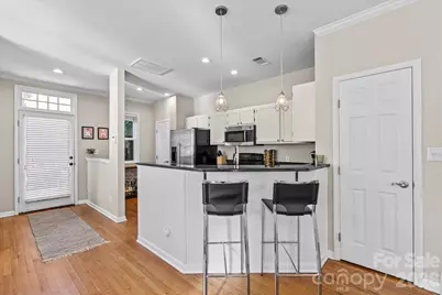 2538 Dilworth Heights Lane, Charlotte, NC 28209 - Photo 11