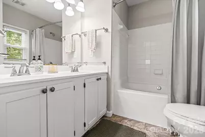 2538 Dilworth Heights Lane, Charlotte, NC 28209 - Photo 25