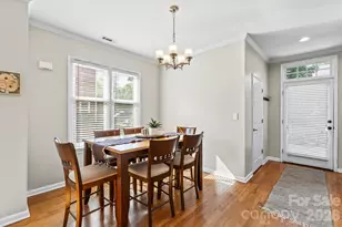 2538 Dilworth Heights Ln, Charlotte, NC 28209 - Photo 9