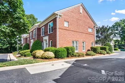 2538 Dilworth Heights Lane, Charlotte, NC 28209 - Photo 5