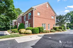 2538 Dilworth Heights Ln, Charlotte, NC 28209 - Photo 5