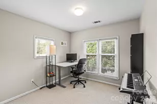 2538 Dilworth Heights Ln, Charlotte, NC 28209 - Photo 29