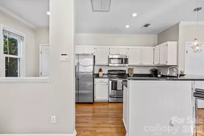 2538 Dilworth Heights Lane, Charlotte, NC 28209 - Photo 13