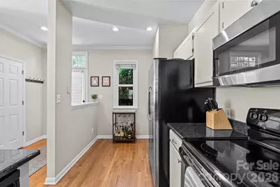 2538 Dilworth Heights Lane, Charlotte, NC 28209 - Photo 15