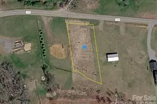 680 Old 64 Hwy E, Hayesville, NC 28904 - Photo 1