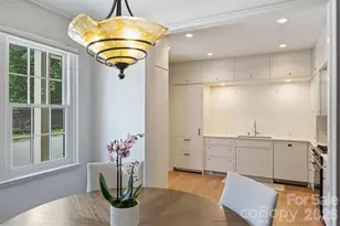 930 Ardsley Rd, Charlotte, NC 28207 - Photo 9