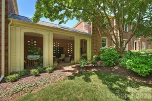 930 Ardsley Rd, Charlotte, NC 28207 - Photo 33