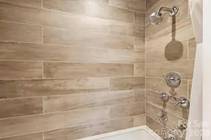 930 Ardsley Rd, Charlotte, NC 28207 - Photo 29