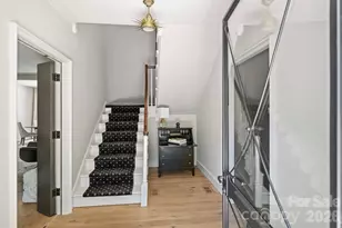 930 Ardsley Rd, Charlotte, NC 28207 - Photo 3