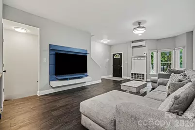316 W 10th Street, Charlotte, NC 28202 - Photo 9