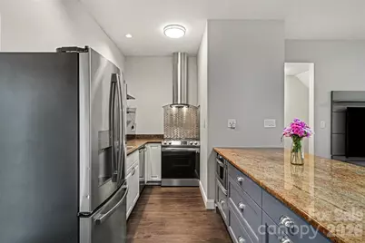 316 W 10th Street, Charlotte, NC 28202 - Photo 11