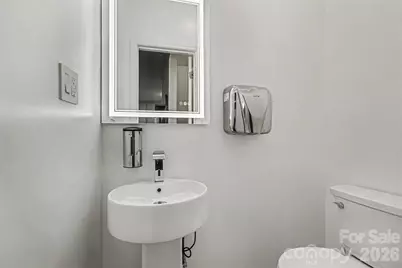 316 W 10th Street, Charlotte, NC 28202 - Photo 15