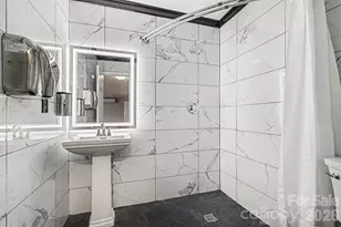 316 W 10th St, Charlotte, NC 28202 - Photo 23
