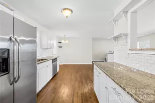 4033 Woodgreen Terrace, Charlotte, NC 28205 - Photo 13