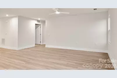 4238 Mackinnon Drive, Charlotte, NC 28214 - Photo 13