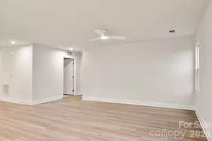 4238 Mackinnon Dr, Charlotte, NC 28214 - Photo 13