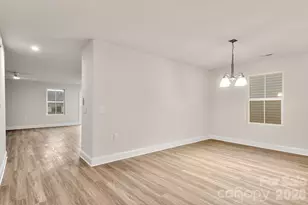 4238 Mackinnon Dr, Charlotte, NC 28214 - Photo 5