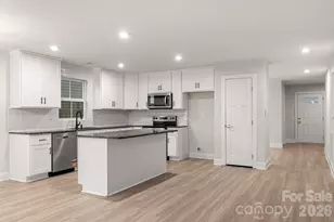 4238 Mackinnon Dr, Charlotte, NC 28214 - Photo 15