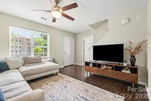 2540 Elmin St, Charlotte, NC 28208 - Photo 5