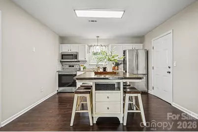 2540 Elmin Street, Charlotte, NC 28208 - Photo 7