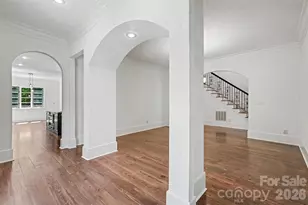 703 Sainte Rose Ln, Charlotte, NC 28226 - Photo 5