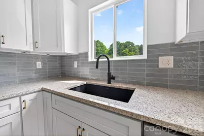 402 Pine Grove Avenue, Cherryville, NC 28021 - Photo 15