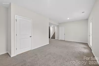 608 17th Avenue Drive NE, Hickory, NC 28601 - Photo 13