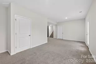 608 17th Ave Dr NE, Hickory, NC 28601 - Photo 13