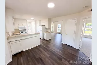 4720 Topsail Court, Charlotte, NC 28212 - Photo 9
