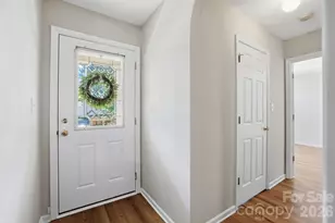 7616 Silver Arrow Dr, Charlotte, NC 28273 - Photo 5