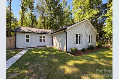4554 Strangford Avenue, Charlotte, NC 28215 - Photo 1