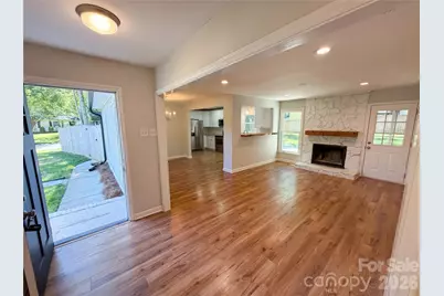 4554 Strangford Avenue, Charlotte, NC 28215 - Photo 3