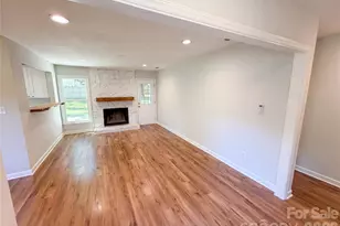 4554 Strangford Ave, Charlotte, NC 28215 - Photo 9
