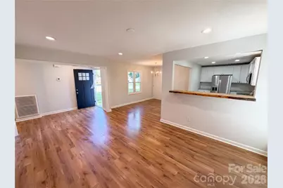 4554 Strangford Avenue, Charlotte, NC 28215 - Photo 11