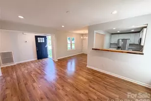 4554 Strangford Ave, Charlotte, NC 28215 - Photo 11