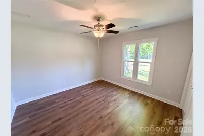 4554 Strangford Avenue, Charlotte, NC 28215 - Photo 13