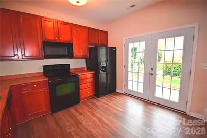 1077 Woodglen Lane, Matthews, NC 28104 - Photo 3
